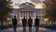 Российский рынок рушится: инвесторы ждут решения ЦБ